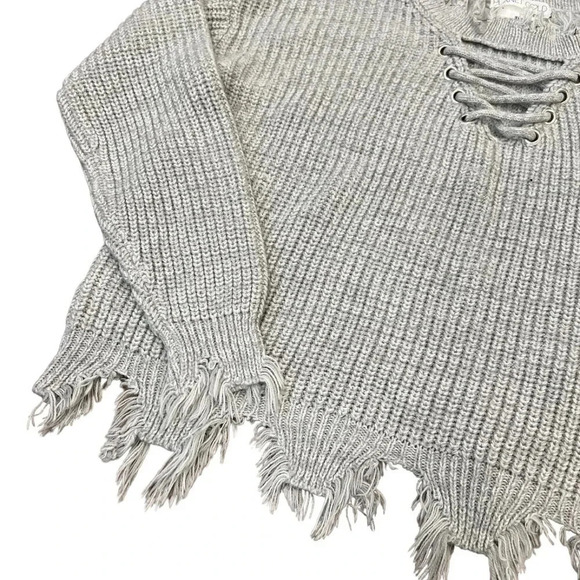 Planet Gold Gray Raw Hem Loose Crop Sweater S - Picture 2 of 3